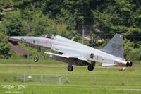 Der J-3074 trägt eine attraktive Sonderbemalung Der J-3074 trägt eine attraktive Sonderbemalung