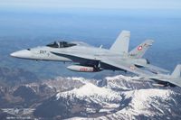 Die beiden Luftpolizei Hornets über der Region Sörenberg (LU) Die beiden Luftpolizei Hornets über der Region Sörenberg (LU)